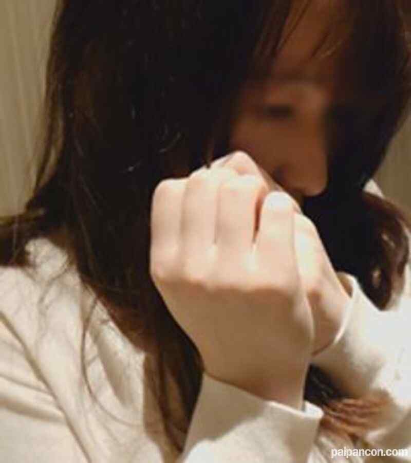 FC2-PPV-1431764 - 【個人撮影】失意の巨乳妻が借金返済に追われ円光！悲壮感漂う人妻に容赦なく生チンポをぶち込む！激しく責められると我慢できず乱れ狂う奥様！【無・ハメ撮り・中出し】