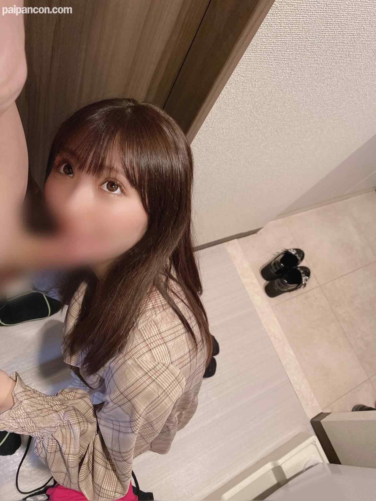 FC2-PPV-1853513 - 【リアル筆おろし】童貞ファンの夢を叶えにお家訪問。玄関即尺で特濃ごっくん後、立て続けに生中出し～リアル卒業〜【4K特典動画あり】 thumbnail_4.jpg