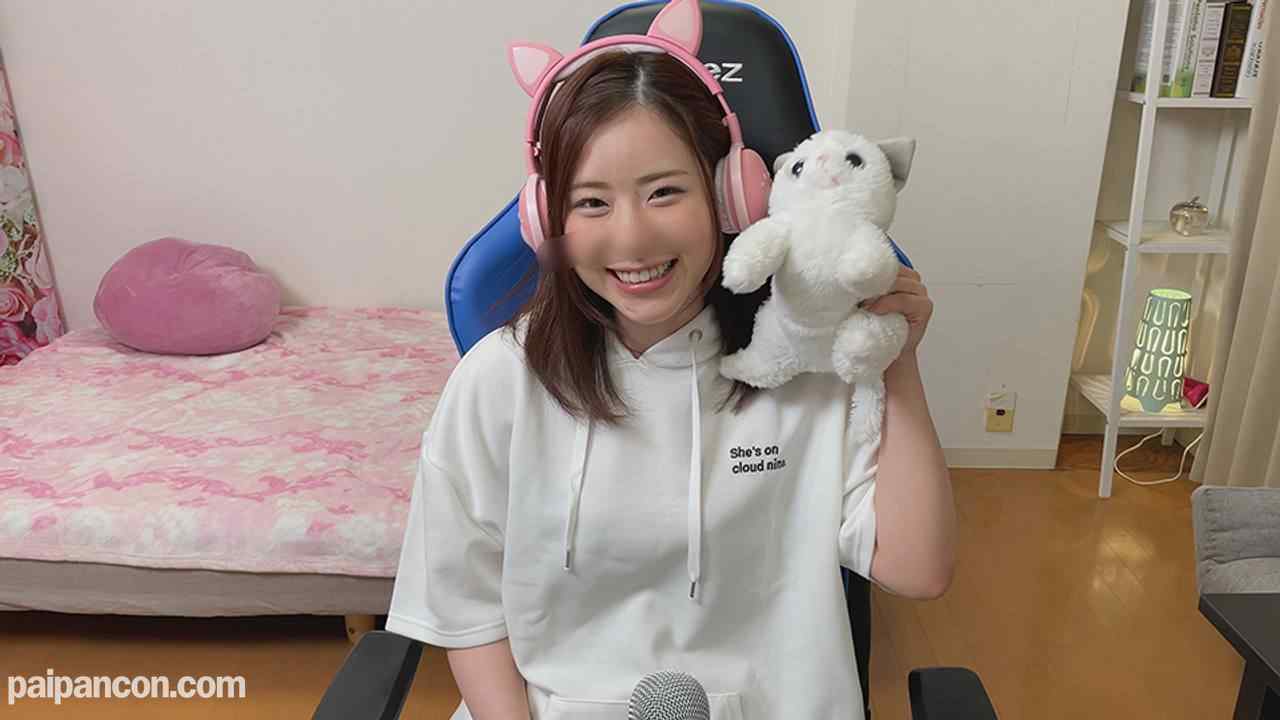 FC2-PPV-2468802 - 【配信の裏側、】めちゃかわ♥(20歳) フォロワ４万！人気ゲーム配信**大生、男*大生とゲーム配信中に軽イキ☆垢BANギリギリのフェラ＆中出しSEX映像♥伝説個人撮影 thumbnail_0.jpg