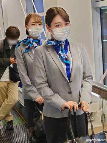 FC2-PPV-2760507 - 美しい現職ＣＡ。勤務中を****。下ろした髪型が可愛い私服姿でデート、カラオケ店でいたずら。美しい制服姿で４Ｐ大乱交。【限定発売】