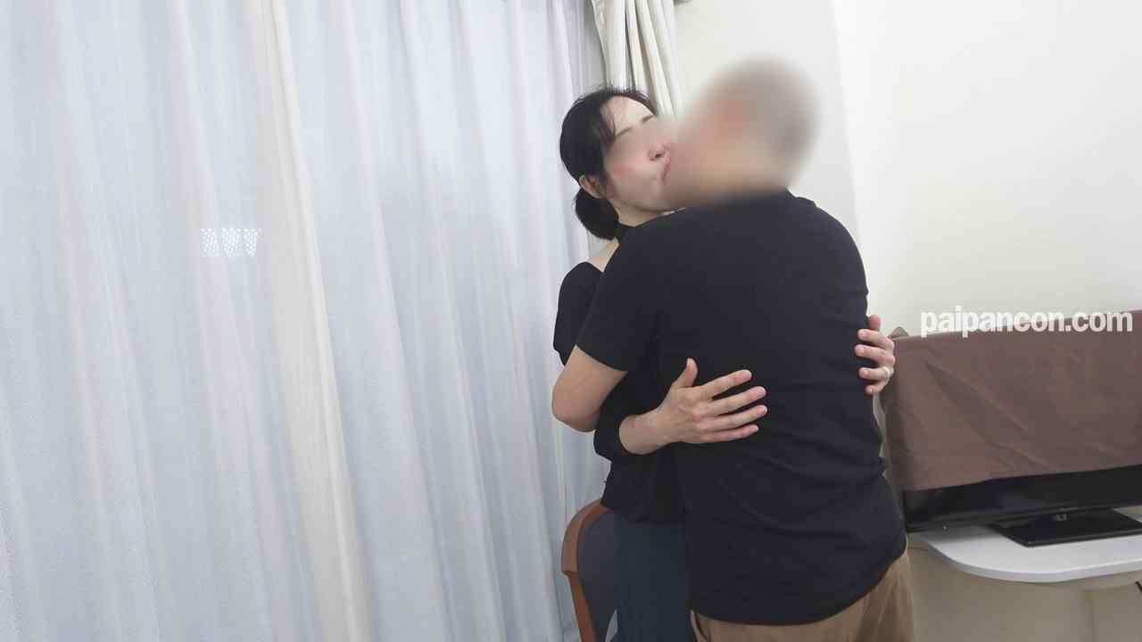 FC2-PPV-2782607 - 【無修正ｘ個人撮影】掲示板で旦那をディスる50代美熟女が初めての不倫！脱ぐとめちゃくちゃエロイ垂れたHカップにビラビラ蝶々マンコが淫乱な人妻とホテルで密会してみた