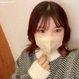 FC2-PPV-3173634 - 【#77】幼い見た目が興奮と性を掻き立てる！華奢で低身長なおまんこは剛毛で吸い付きすごい。。柔らかお尻に腰を打ちつけ膣奥に出したのに...溢れてくるほどの大量射精♡両想い♡