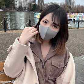 FC2-PPV-3183817 - 初撮影！！某有名カー用品店勤務の看板娘に性欲むき出しの連続膣内射精！！普段は黄色い制服に隠されたEcupが揺れながら本気で発情し喘ぎながらの連続絶頂は圧巻だった・・・ cover.jpg