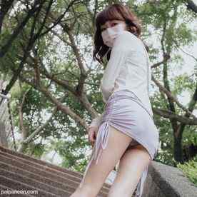 FC2-PPV-4558138 - セックスでガンギマリ！人妻潮吹きナース！旦那に電話しながらイキまくり。