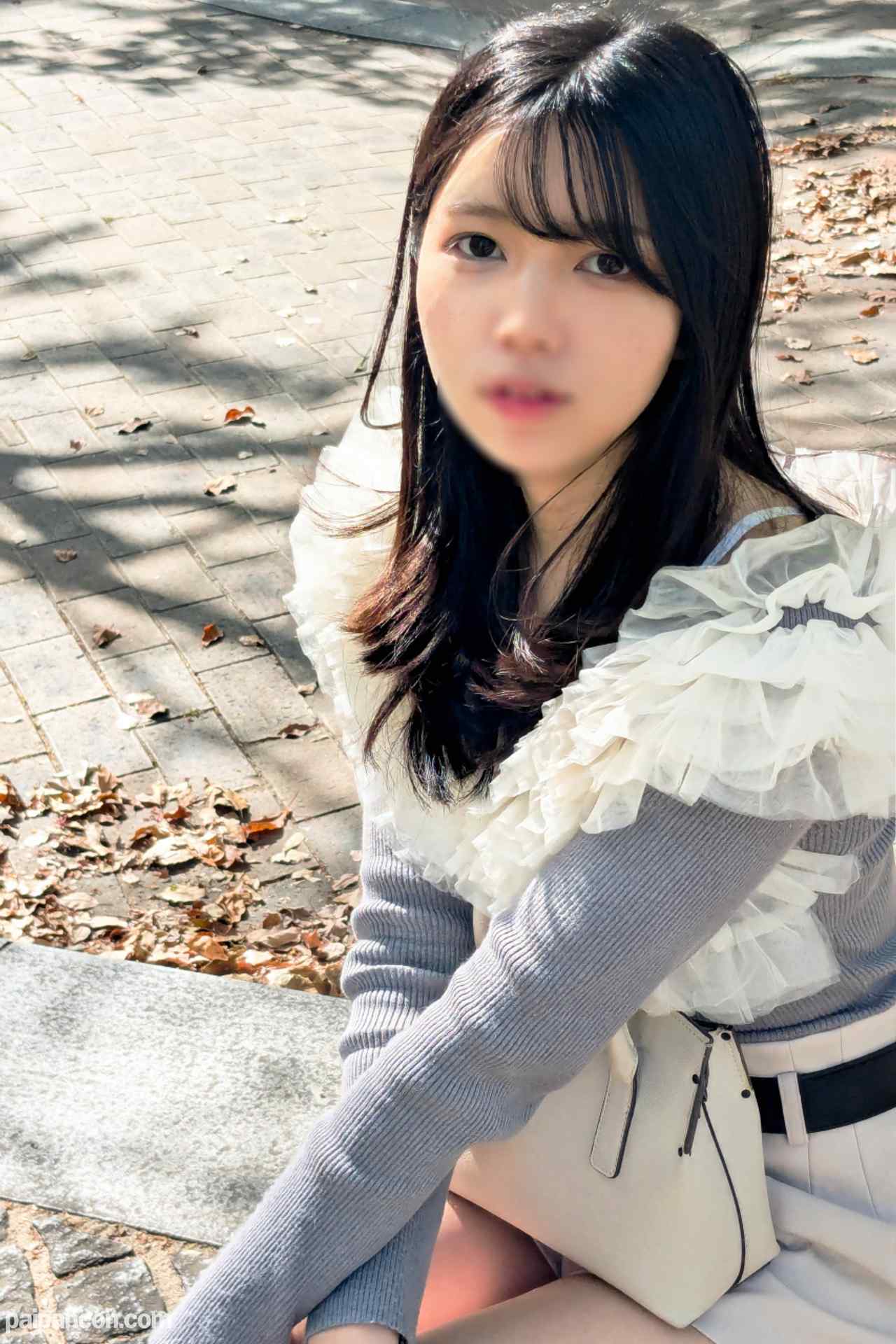 FC2-PPV-4681481 - 30日まで1090pt!!初撮り※Eカップ22歳笑顔燦々(さんさん)な新卒むっつりOLと初デートから合体まで!? thumbnail_1.jpg