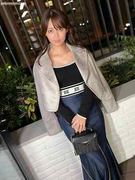 FC2-PPV-4689235 - ⚠どしこり案件⚠アプリで知り合った美人すぎるアラサー奥様・３０歳と汗だくになりながら絶叫中出しナマ交尾しました『さくらさん』