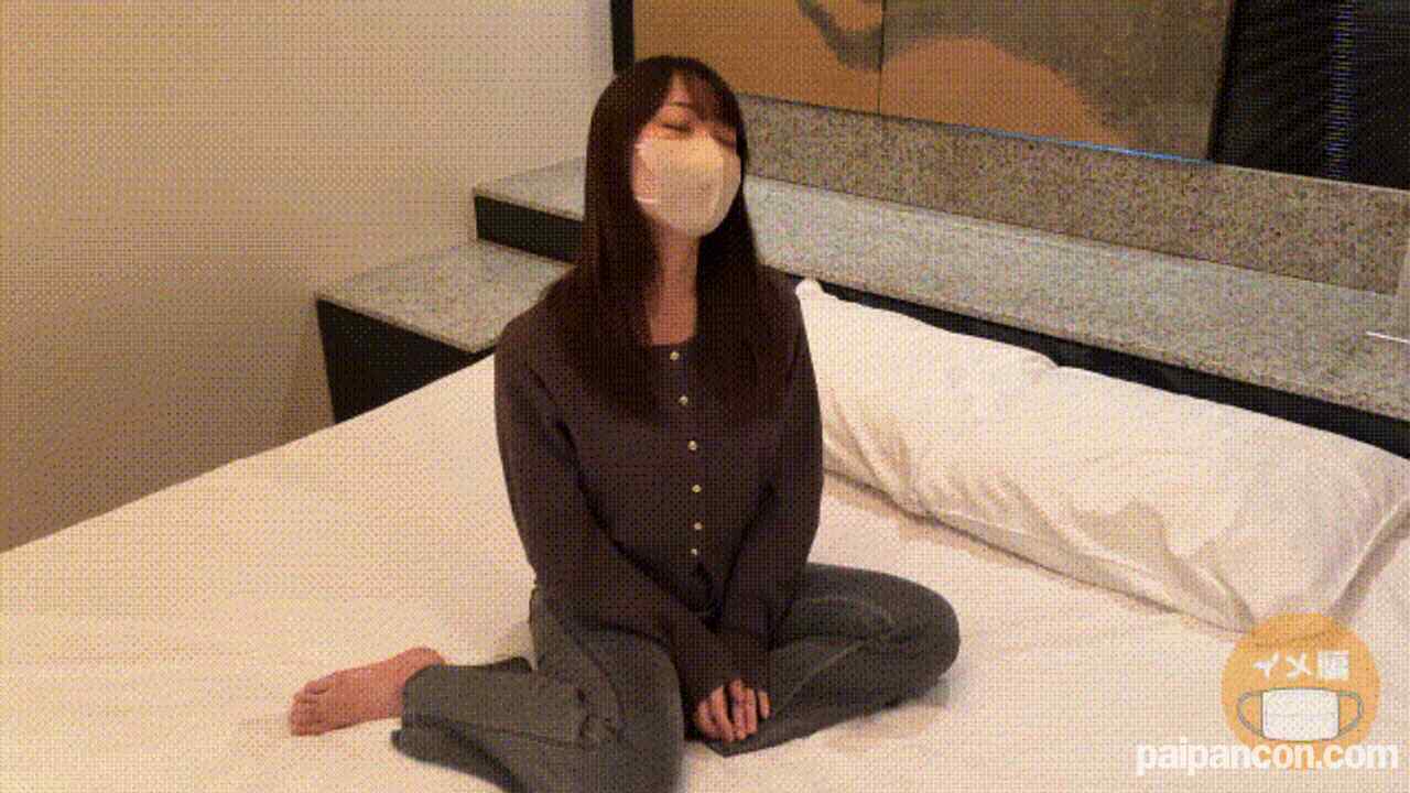 FC2-PPV-4779534 - [期間＆数量限定 2000pt⇒600pt] 一つ星レストランで働くパティシエをハメ撮りして中出ししちゃいました [超お得パック] thumbnail_0.jpg