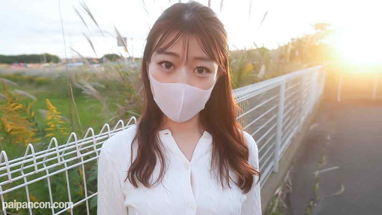 FC2-PPV-4797618 - バレた！！、ジョギング中のおじさんに完全に見られた野外露出、、、県道沿い、、超絶美人は、彼氏大好きなのにジジイに精*を人生初めて中出し流入で、美乳の色白シルキースキン、個撮５２０人目 thumbnail_3.jpg