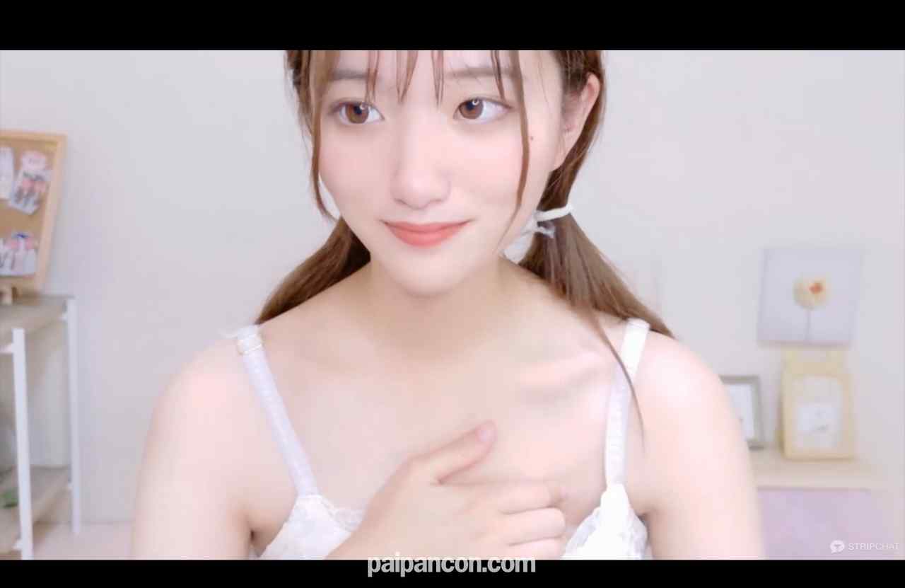 FC2-PPV-4799244 - 大胆くぱぁを見せつけてくれる黒髪で色白清楚さん thumbnail_0.jpg