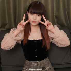 FC2-PPV-4810702 - 【初撮】大久保公園で噂のピュア顔黒髪美女(21)★清楚系ミニスカファミレス店員が人生初AVで理性崩壊からの中出し♡ cover.jpg