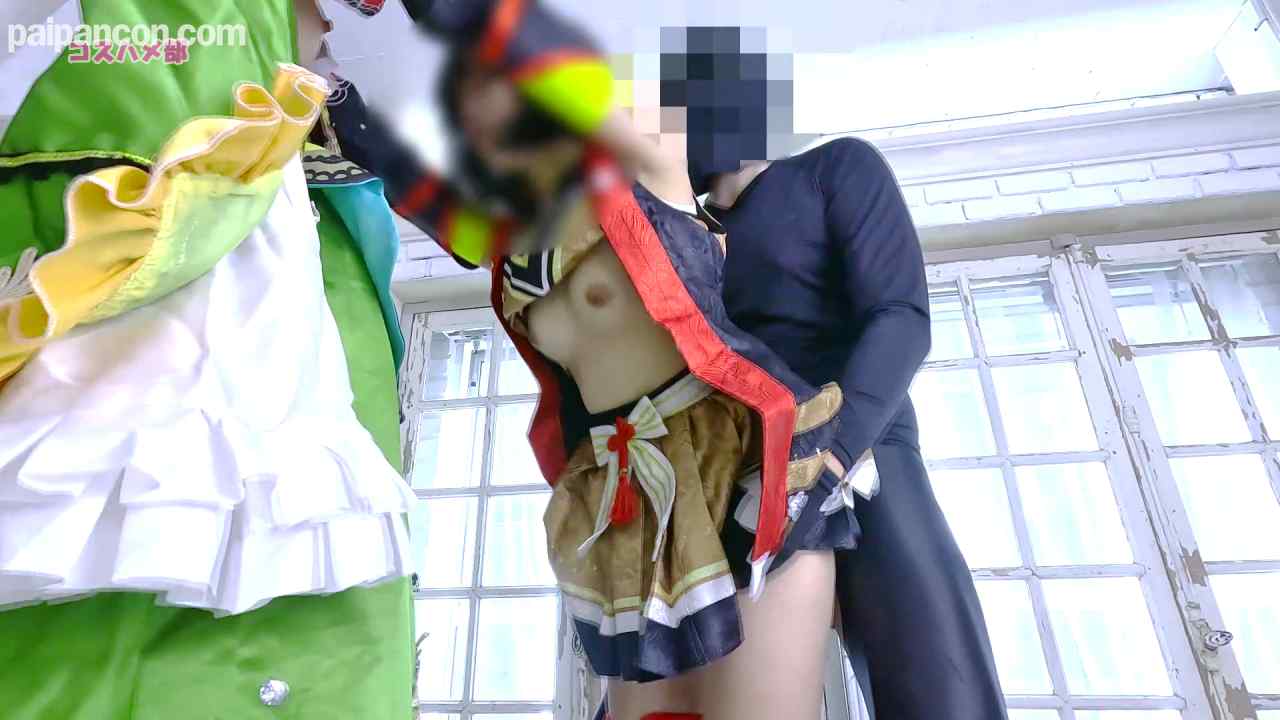 FC2-PPV-4810983 - 【無】【秘密のウ〇ぴょいコスプレオフパコ】３Pウ〇ぴょいキ○サンブラック勝負服コス編！仲良しレイヤーちゃん達と濃厚中出しエッチ！【レビュー特典付き！】 thumbnail_4.jpg