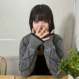 FC2-PPV-4813043 - 【01/02迄990pt】【初撮】【半外半中】ふわふわな性格で何を頼んでも微笑みながら「いいよ♡」雪のように真っ白美巨乳を揺らし、感受性高い下の毛あり敏感マンコに半外半中で精*を注入。 cover.jpg