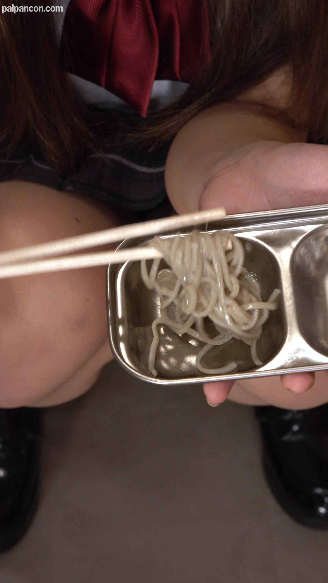 FC2-PPV-4913483 - 【蕎麦食ザー】19才の給食に生ザーメンたっぷり蕎麦を支給。しっかり絡めてジュルジュル啜る栄養満点な食精生活 thumbnail_8.jpg